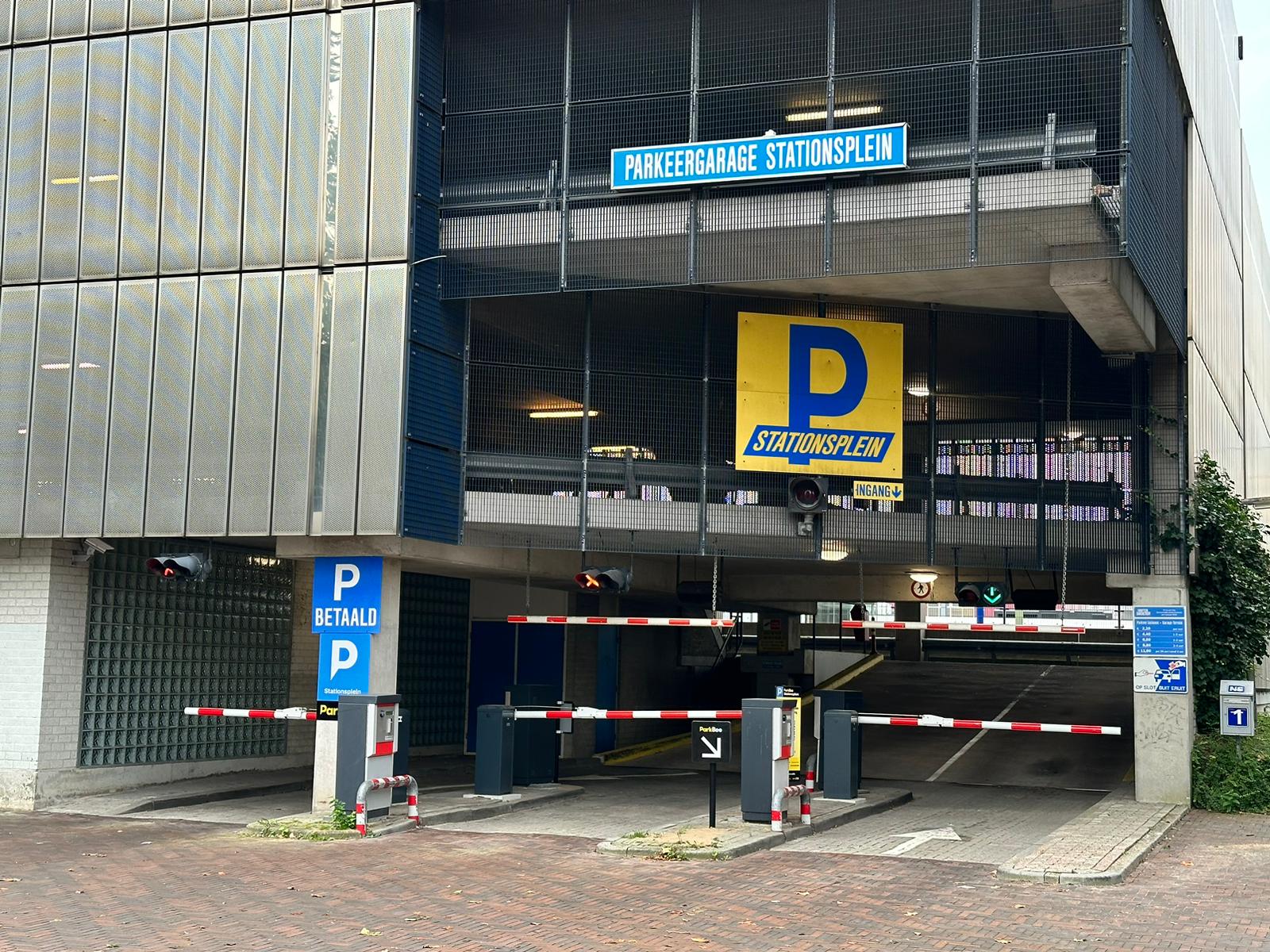 Parkeergarage Stationsplein Zwolle.